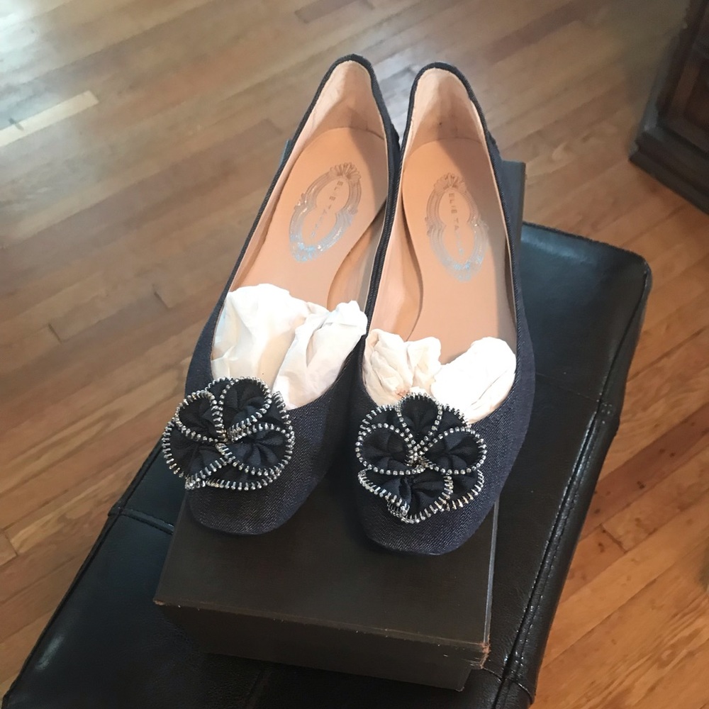 Brand New Eli Tahari Denim loafers size 38.5